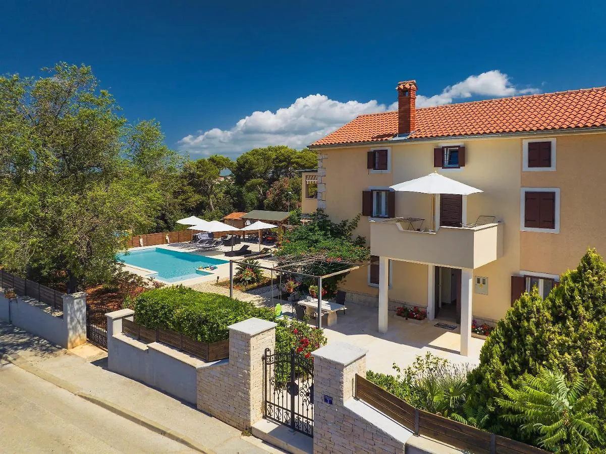 Apartments Vita Vinkuran