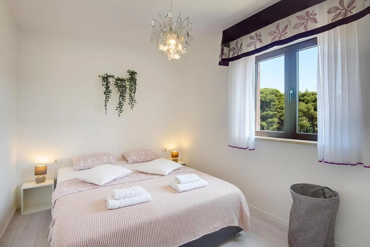 Apartments Vita Vinkuran Croatia