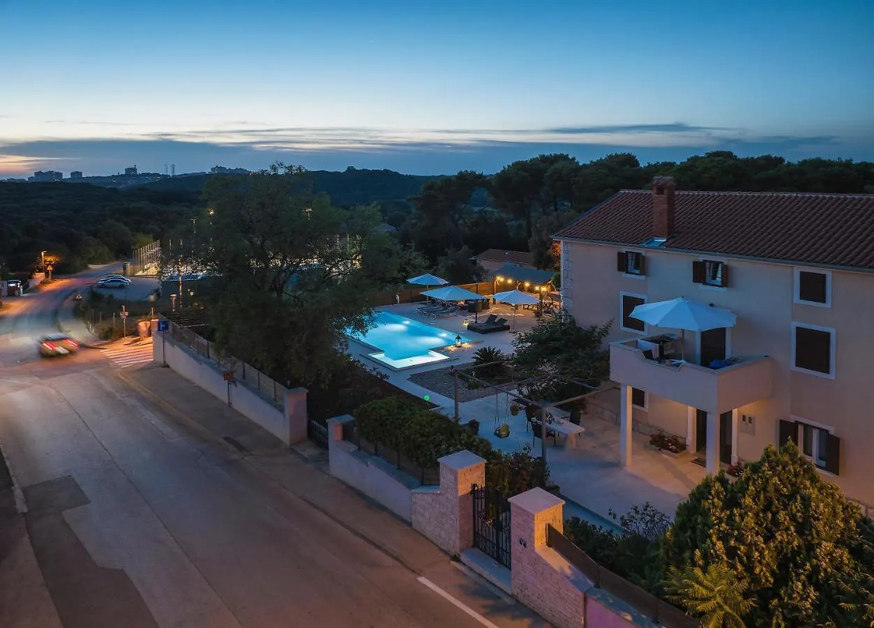 Apartments Vita Vinkuran